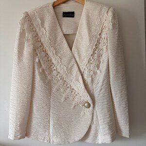 Vintage David Rose Women's 2-piece Skirt Suit Ivory Cream White Size 10